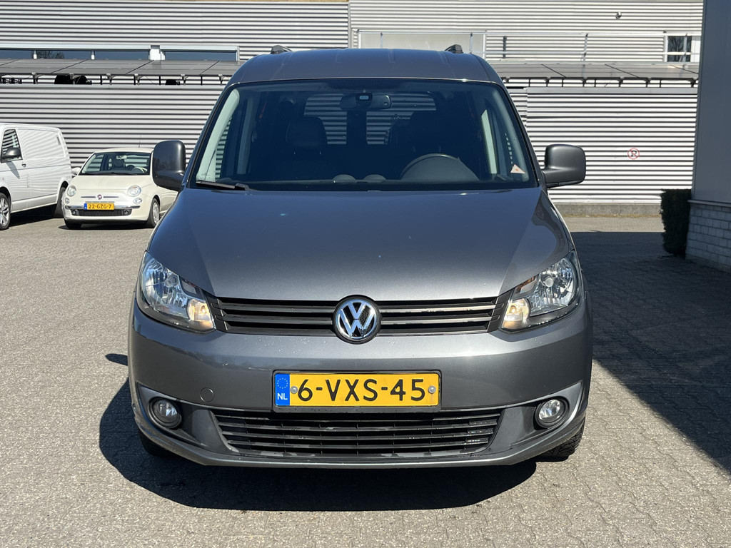 41398294-23.jpg