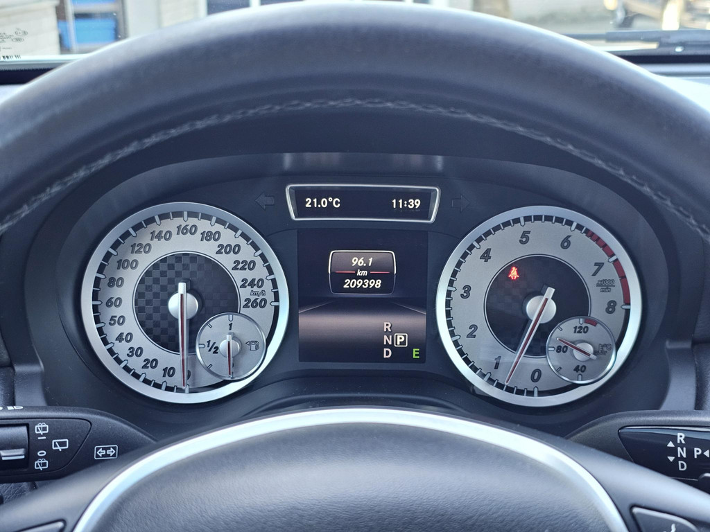 44625476-8.jpg
